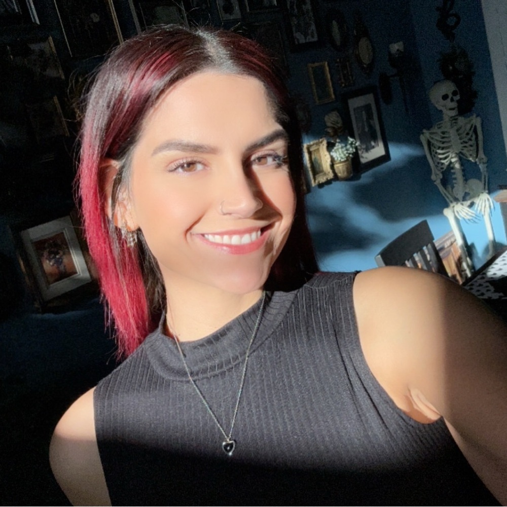 Meet your Posher, Laura